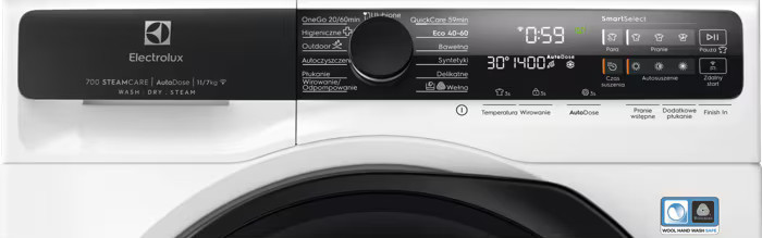 Zbliżenie panelu sterowania białej pralki Electrolux z centralnym pokrętłem, wyświetlaczem cyfrowym i przyciskami dotykowymi.