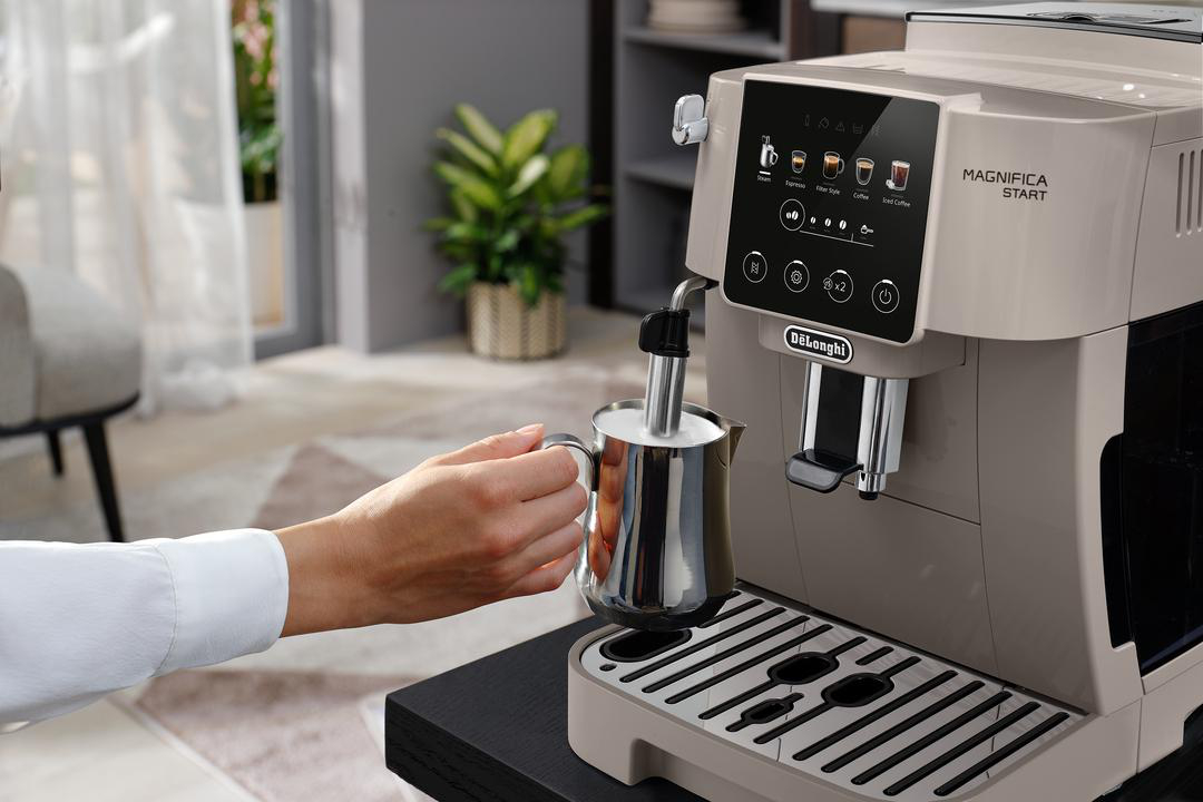 DE LONGHI ECAM 220.50 BG MAGNIFICA Start Pop Kaffeevollautomat (Beige, Integriertes Mahlwerk mit 13 Einstellungen, 15 bar)