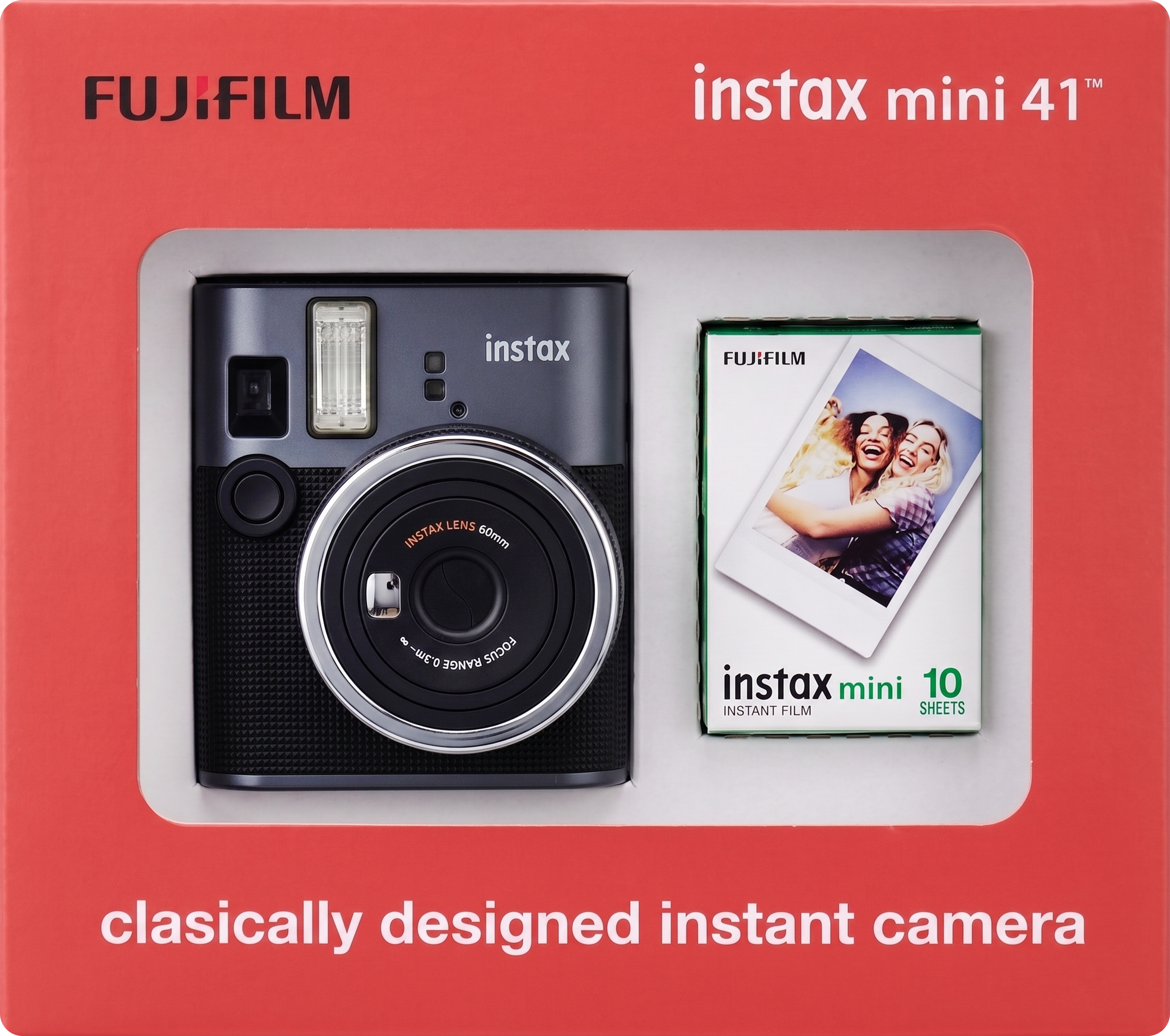 Kırmızı bir kutuda koyu gri Fujifilm Instax Mini kamera ve film paketi yer alıyor.