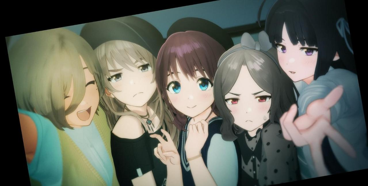 Fünf Anime-Mädchen machen fröhlich ein Selfie.