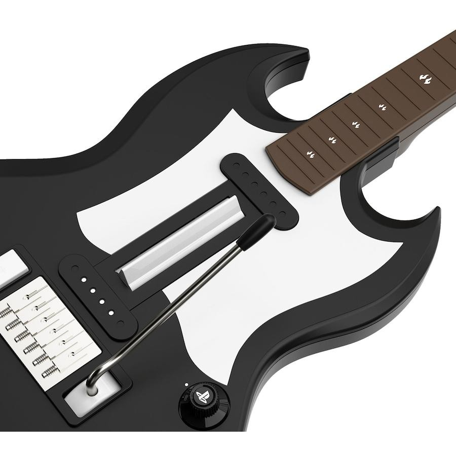 Guitarra de videojuego Guitar Hero en blanco y negro con barra de trémolo y logotipo de PlayStation.