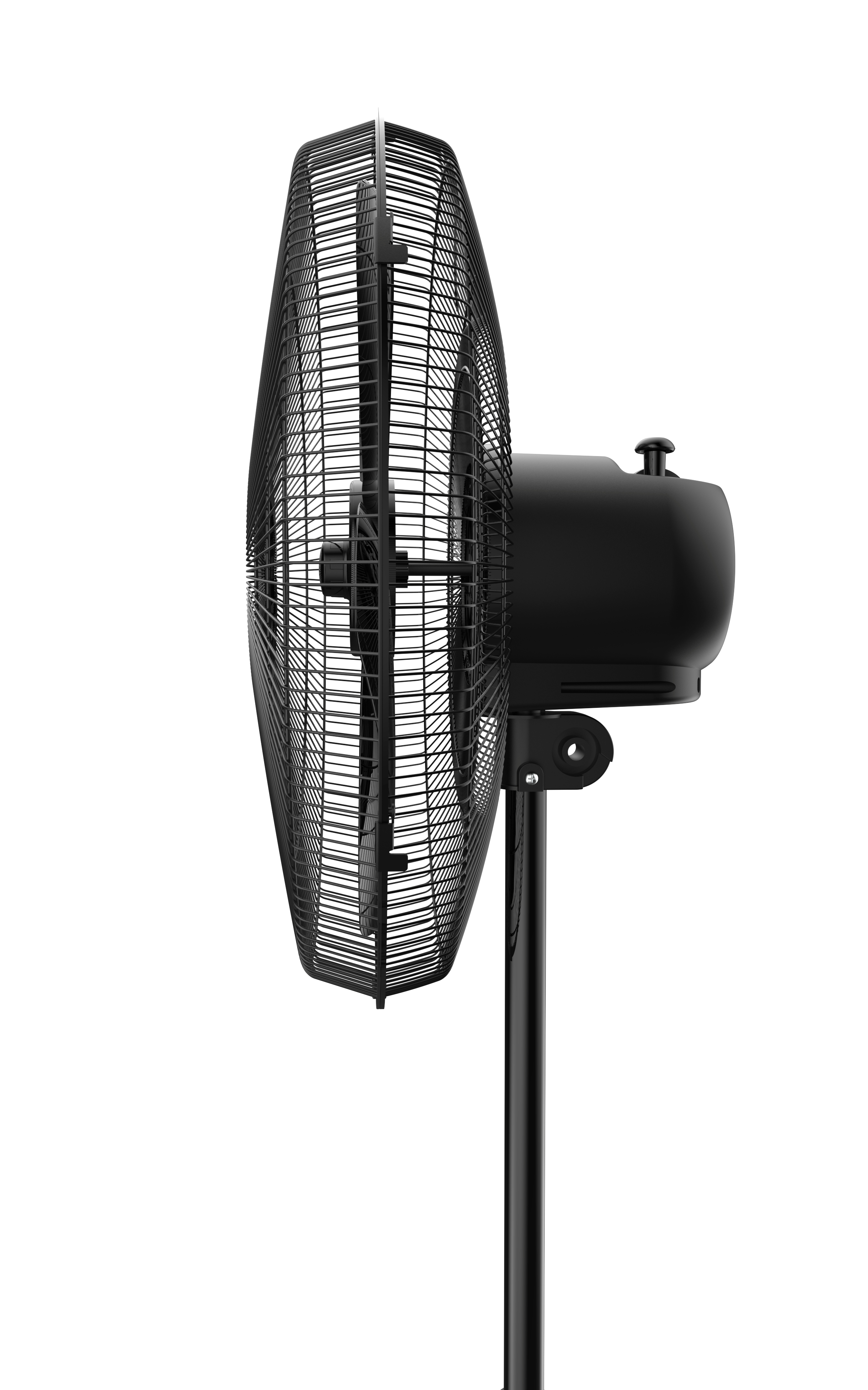 Seitenansicht eines schwarzen Standventilators mit Schutzgitter auf weißem Hintergrund.