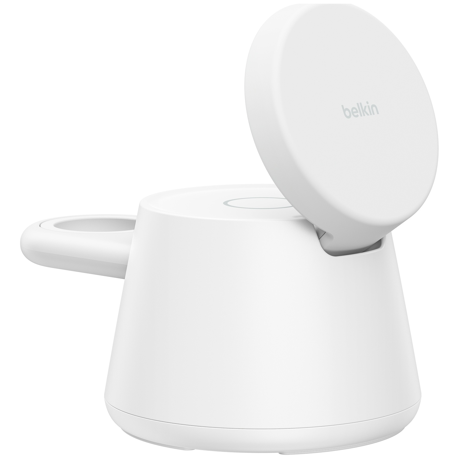 Station de charge blanche Belkin avec un pad rond MagSafe surélevé et un support latéral sur fond clair.