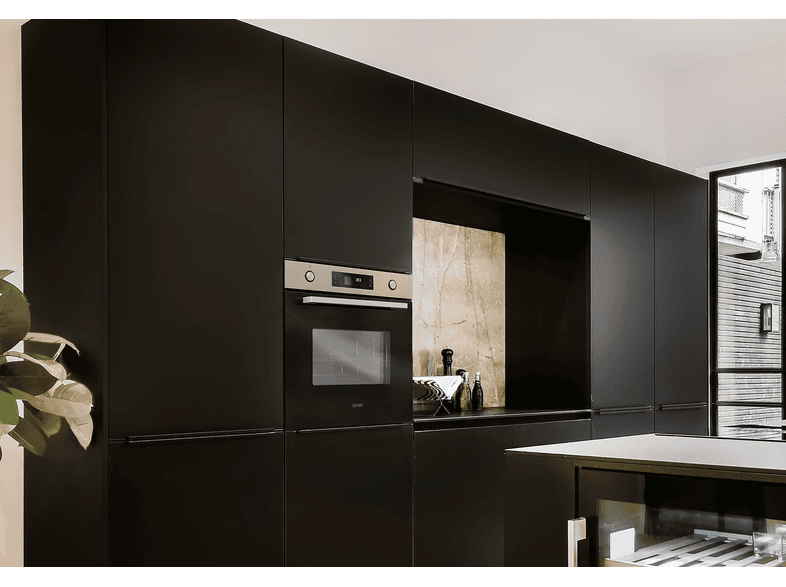 Koenic KBO 331 M A Backofen (70 l, Silber, 595 mm breit, A) — Foto 2 von 5