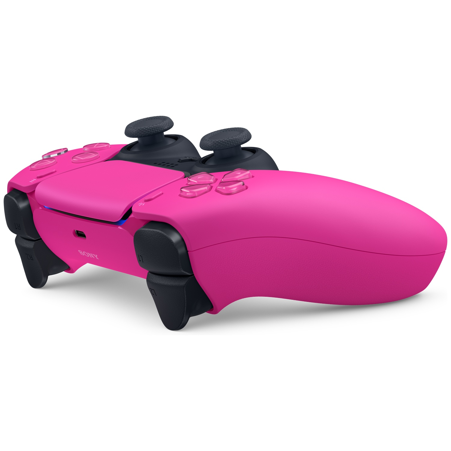 Een levendige roze draadloze videogamecontroller met zwarte joysticks en triggers op een witte achtergrond.