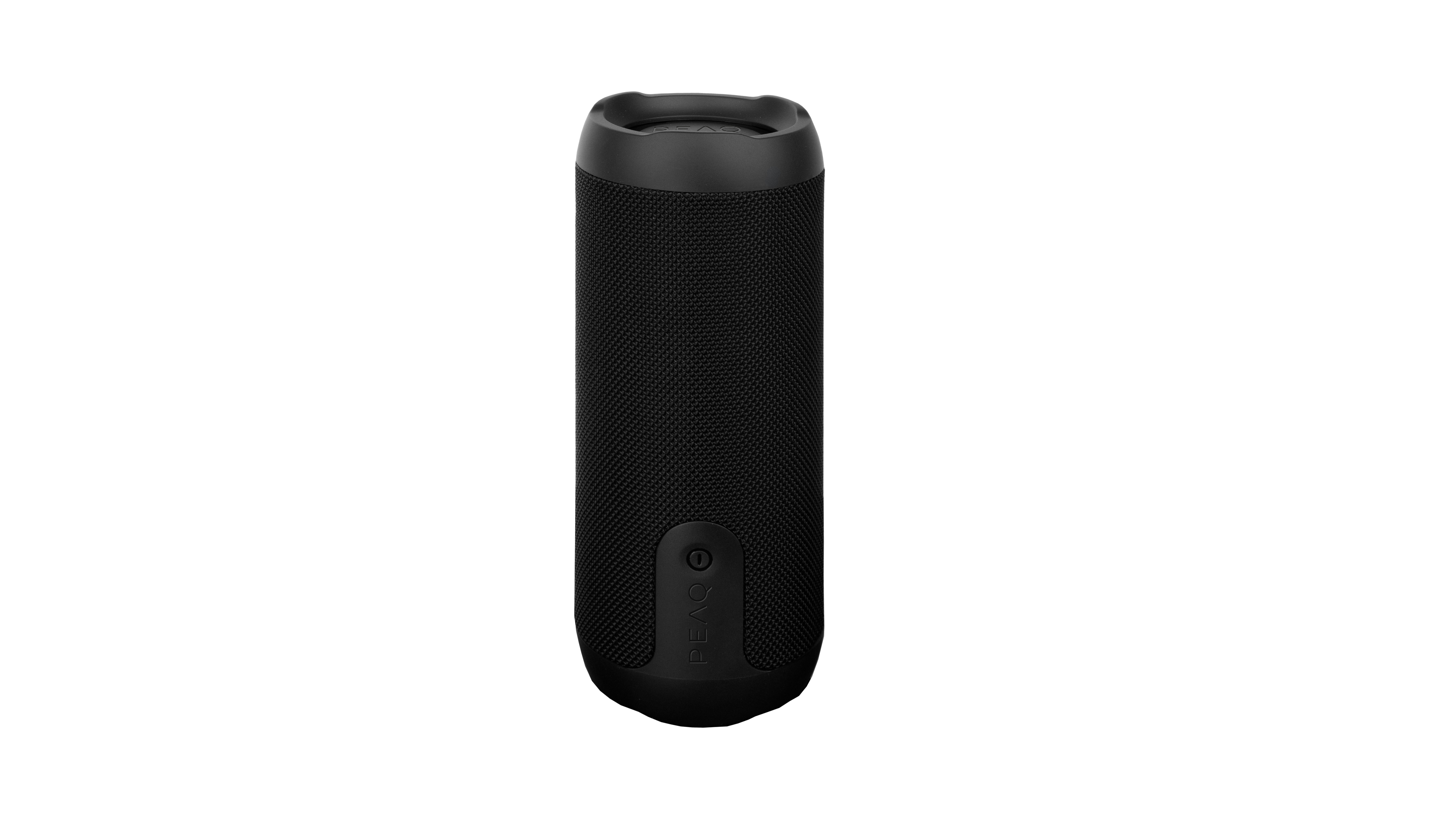 Ein zylindrischer, schwarzer Bluetooth-Lautsprecher auf weißem Hintergrund.