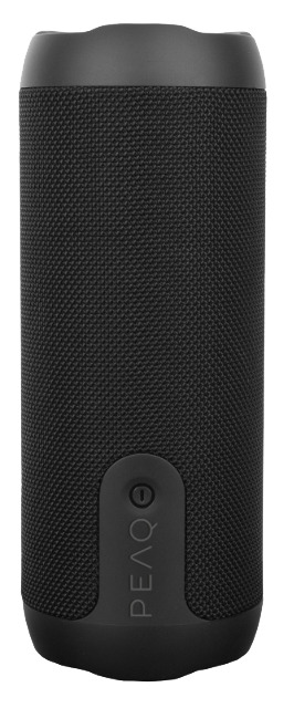 Ein zylindrischer schwarzer PEAQ Bluetooth-Lautsprecher mit integrierten Steuertasten auf weißem Hintergrund.