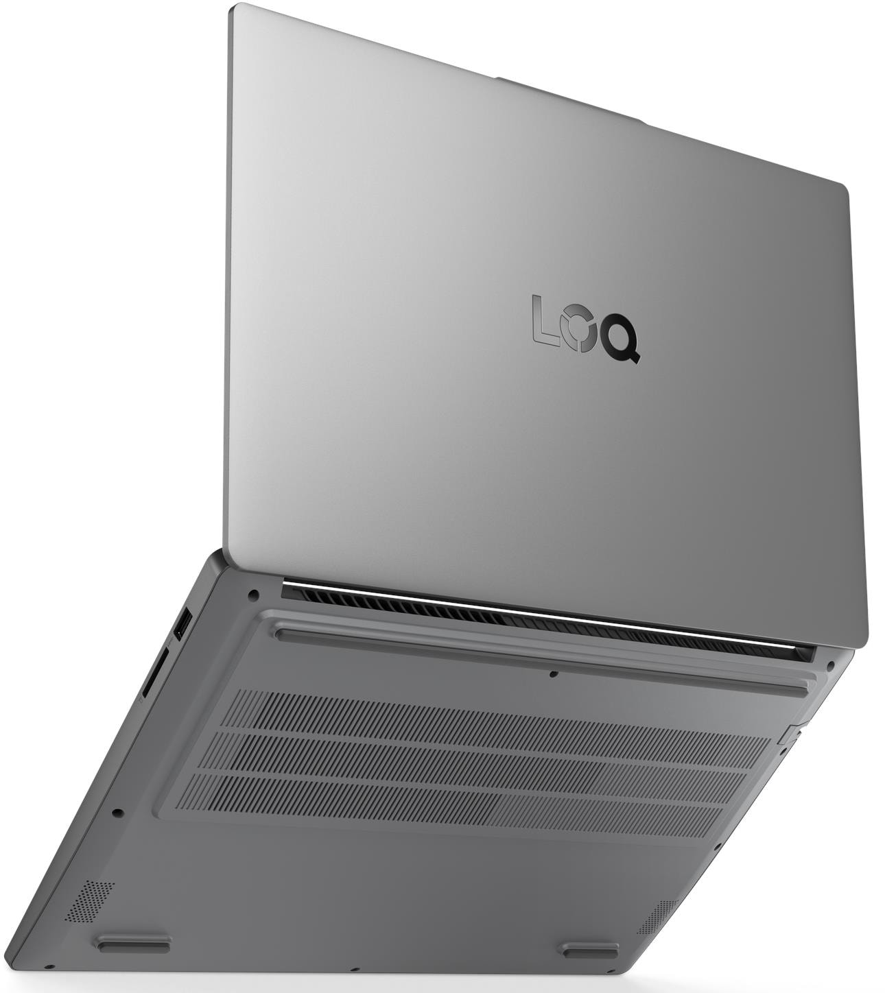 Szürke laptop, kissé felfelé döntve, a kijelző hátulján LOQ logóval, fehér háttér előtt.