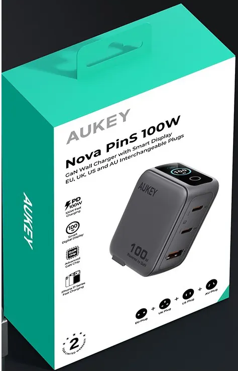 Türkise und weiße Schachtel für das Aukey Nova Pins 100W GaN-Wandladegerät mit Produktbild.