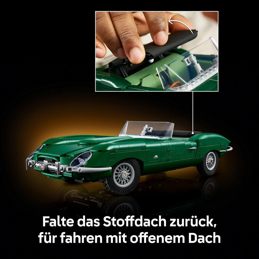 Ein grünes Lego-Auto mit offenem Verdeck wird gezeigt, oben faltet eine Hand das Stoffdach zurück.