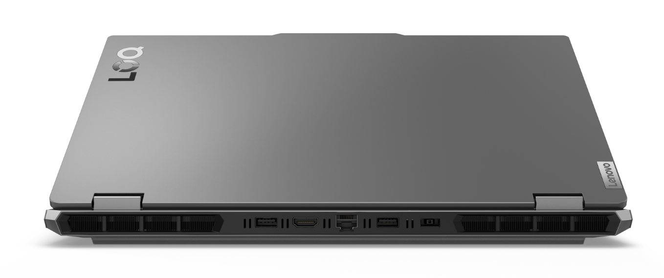 Widok z tyłu zamkniętego szarego laptopa Lenovo LOQ z różnymi portami i kratkami wentylacyjnymi.