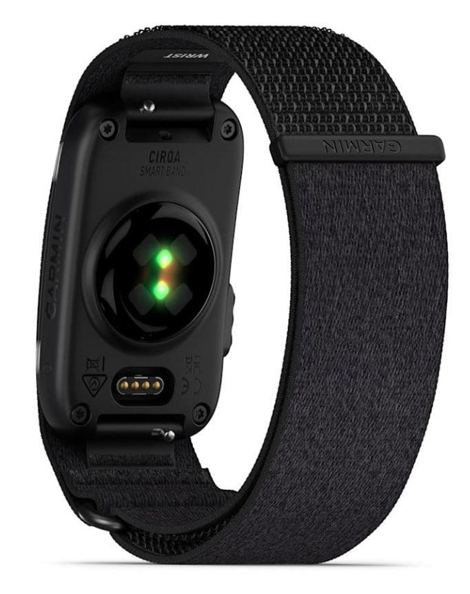 Tył czarnej opaski Garmin ze światłami czujnika i tkanym paskiem.