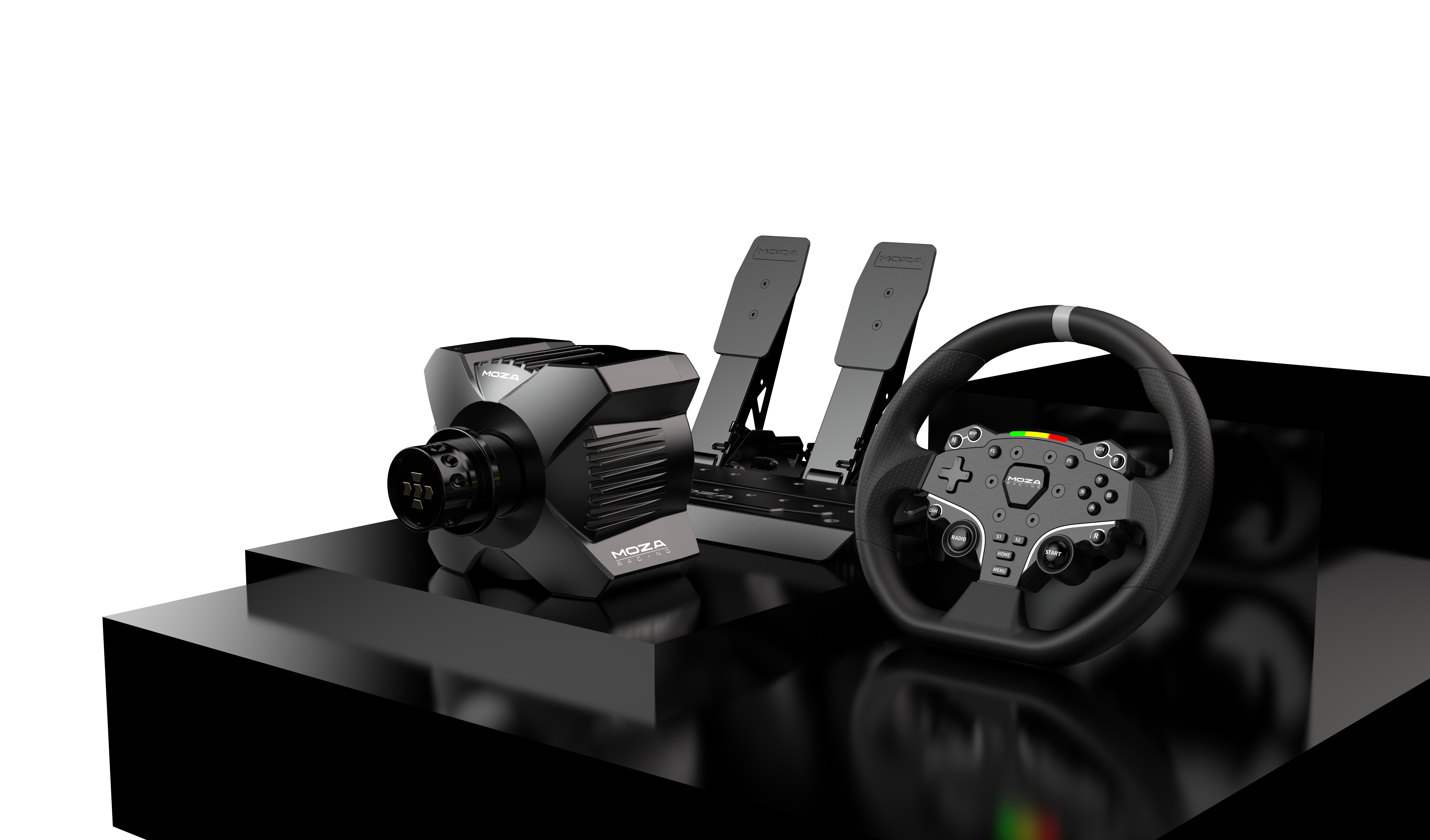 Ein schwarzes Gaming-Rennsimulatorset mit Lenkrad, Pedalen und Basis auf glänzender Oberfläche vor weißem Hintergrund.