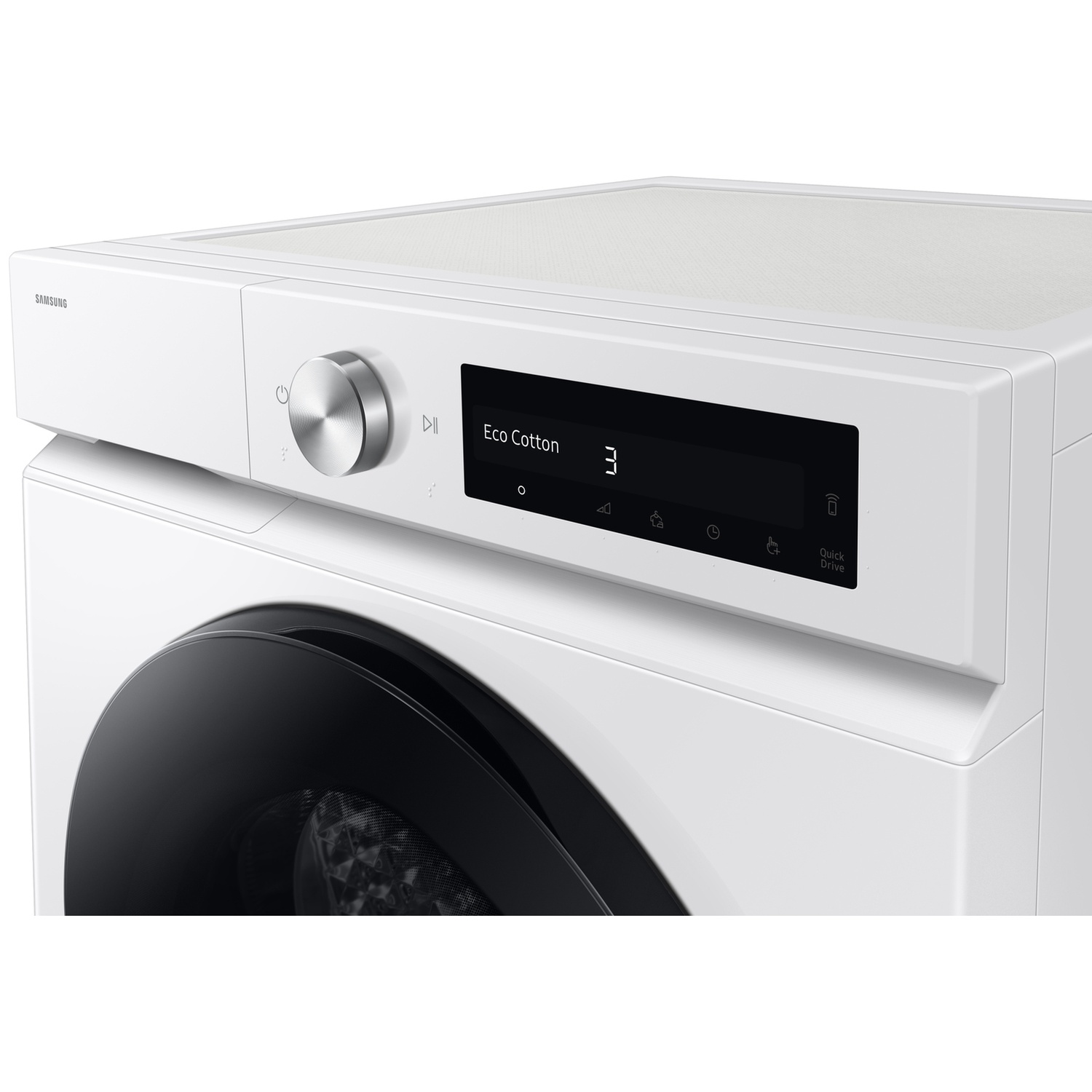 Close-up van een witte Samsung-wasmachine met draaiknop en digitaal display.