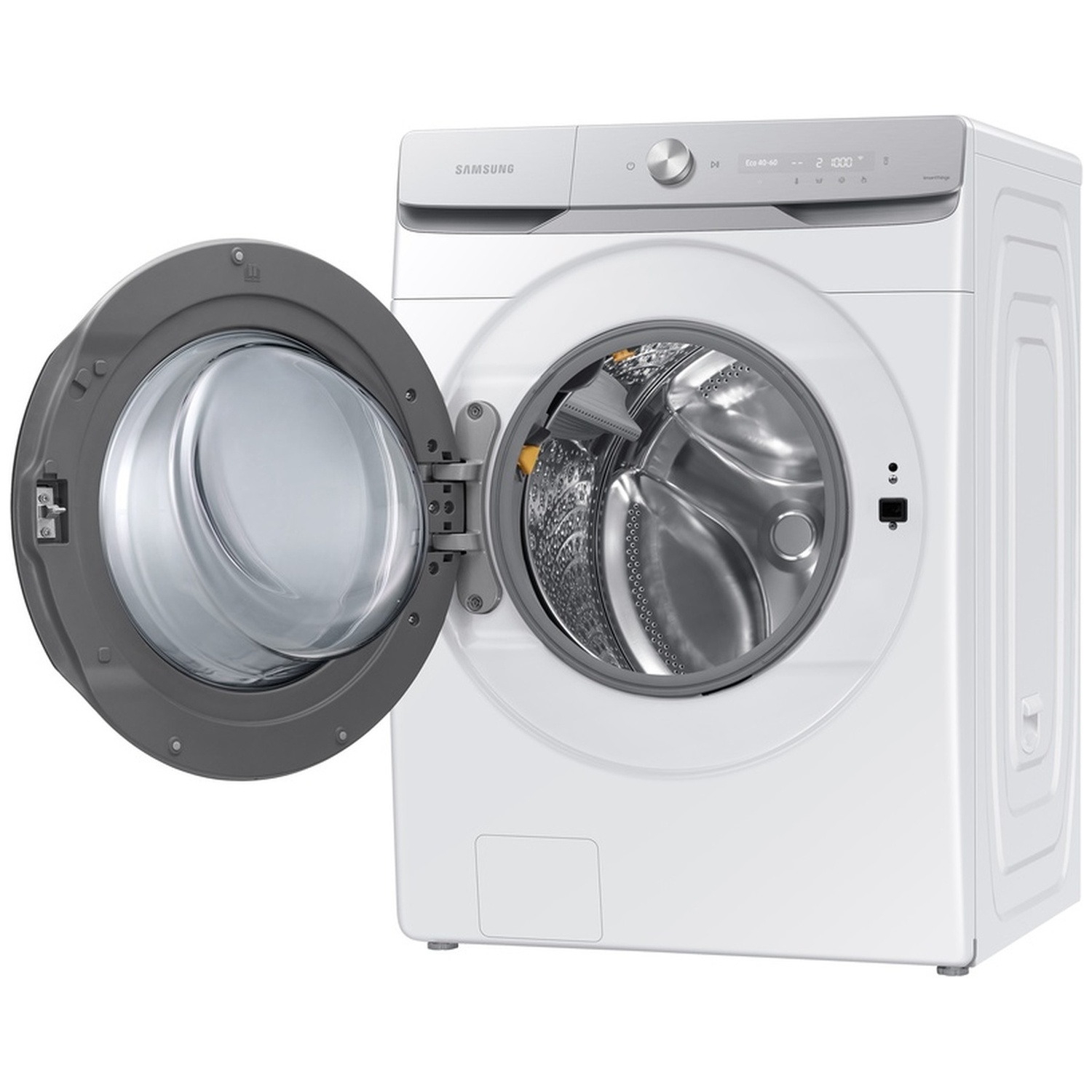 Een witte Samsung wasmachine met open deur, met zicht op de glanzende trommel.
