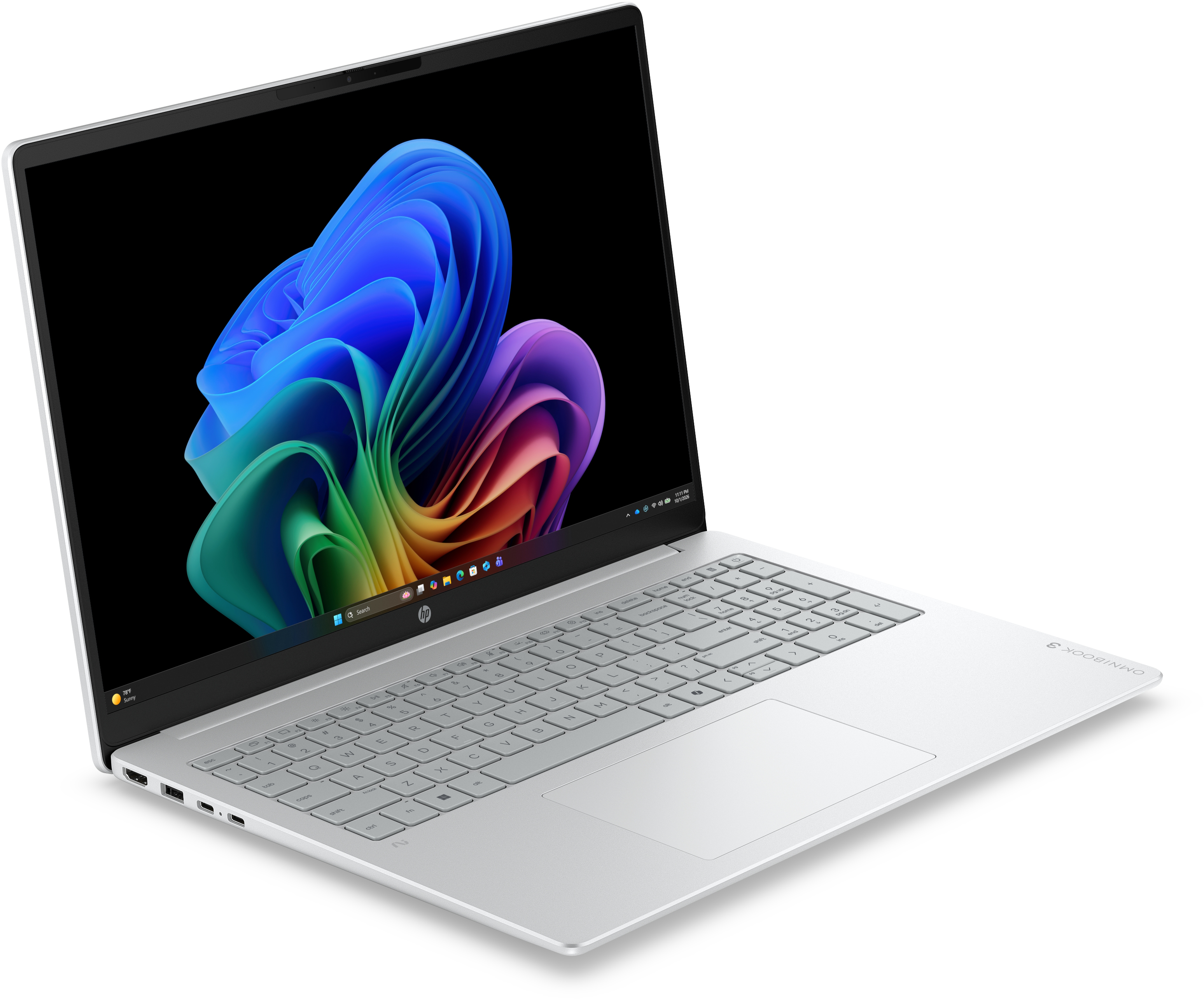Egy ezüst HP laptop fehér háttérrel, élénk absztrakt kék, zöld és lila hullám háttérképpel.