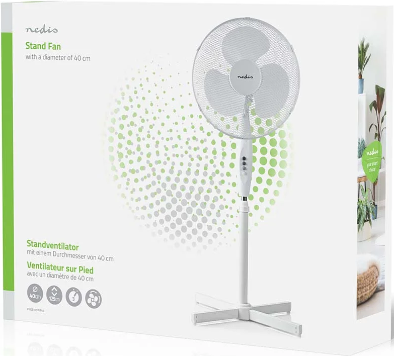 Ein weißer Nedis-Standventilator in einem Karton mit grünen Punkten.