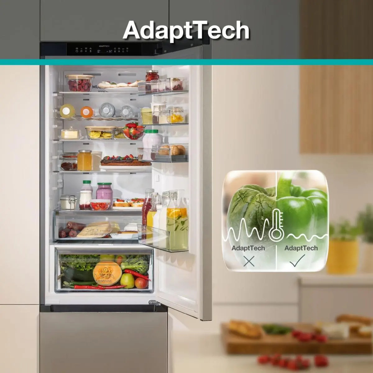 Otwarta lodówka wypełniona żywnością, z grafiką ilustrującą funkcję AdaptTech.