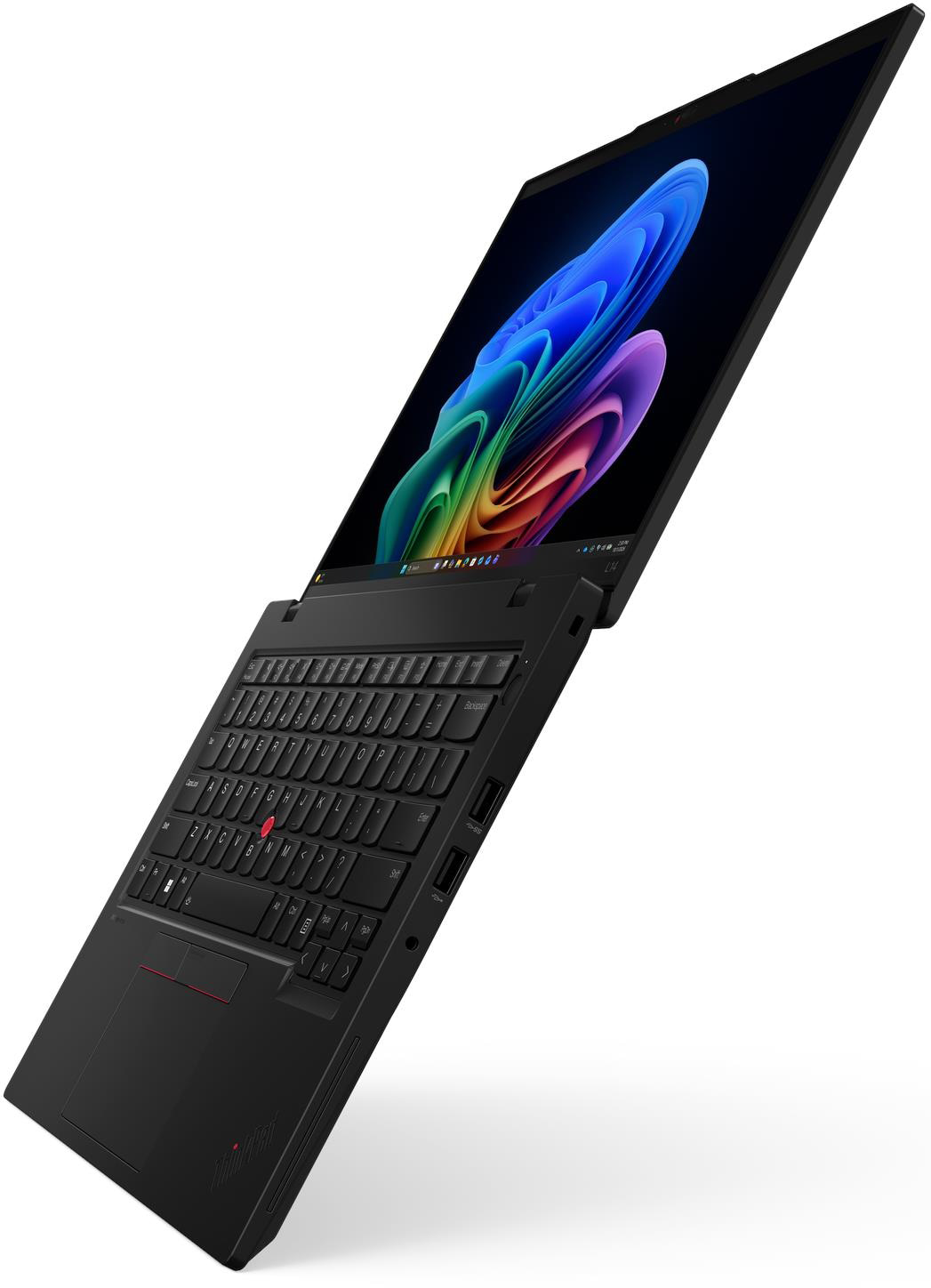 Egy fekete laptop fehér alapon, színes, ívelt absztrakt mintával a nyitott képernyőjén.