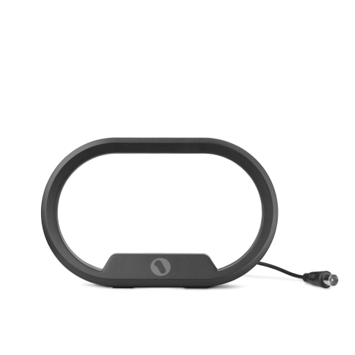 Una antena DVB-T negra de forma ovalada con base integrada y cable conectado.