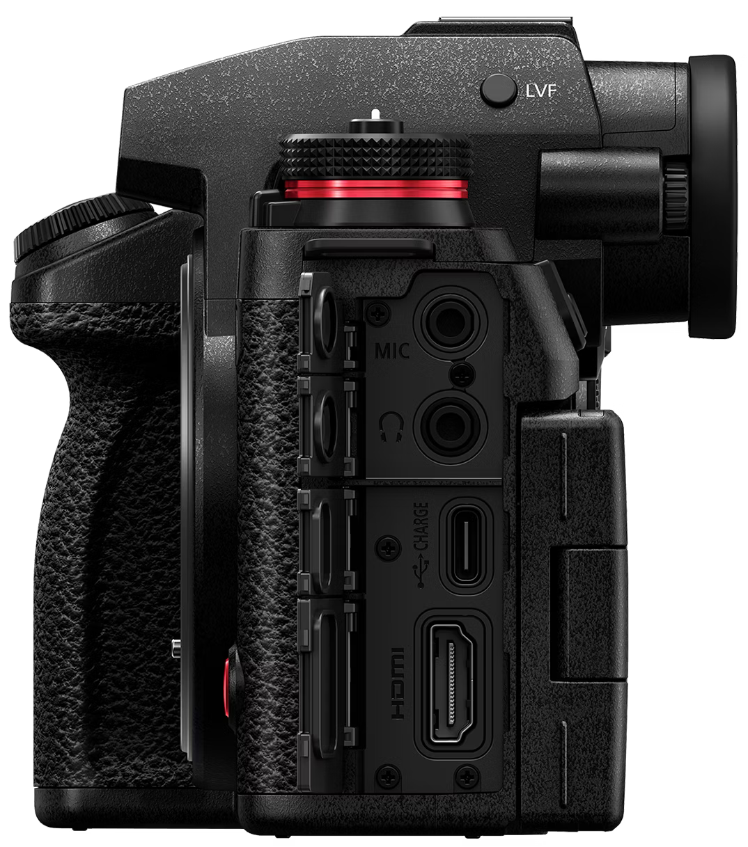 Vue latérale d'un appareil photo noir montrant les ports micro, casque, USB et HDMI.