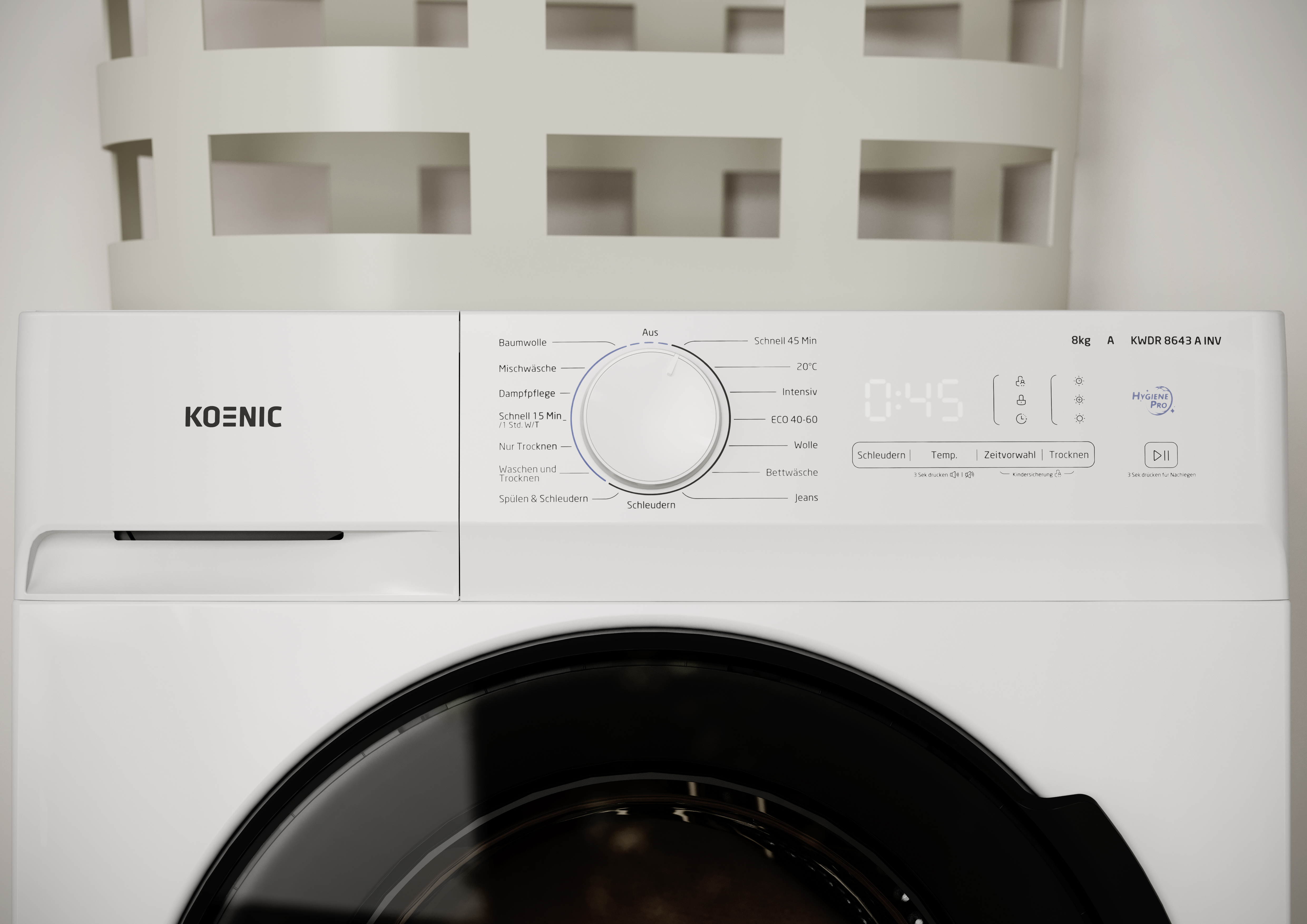 Vista frontal de una lavadora blanca Koenic con mando selector, pantalla digital y opciones de programa en alemán.