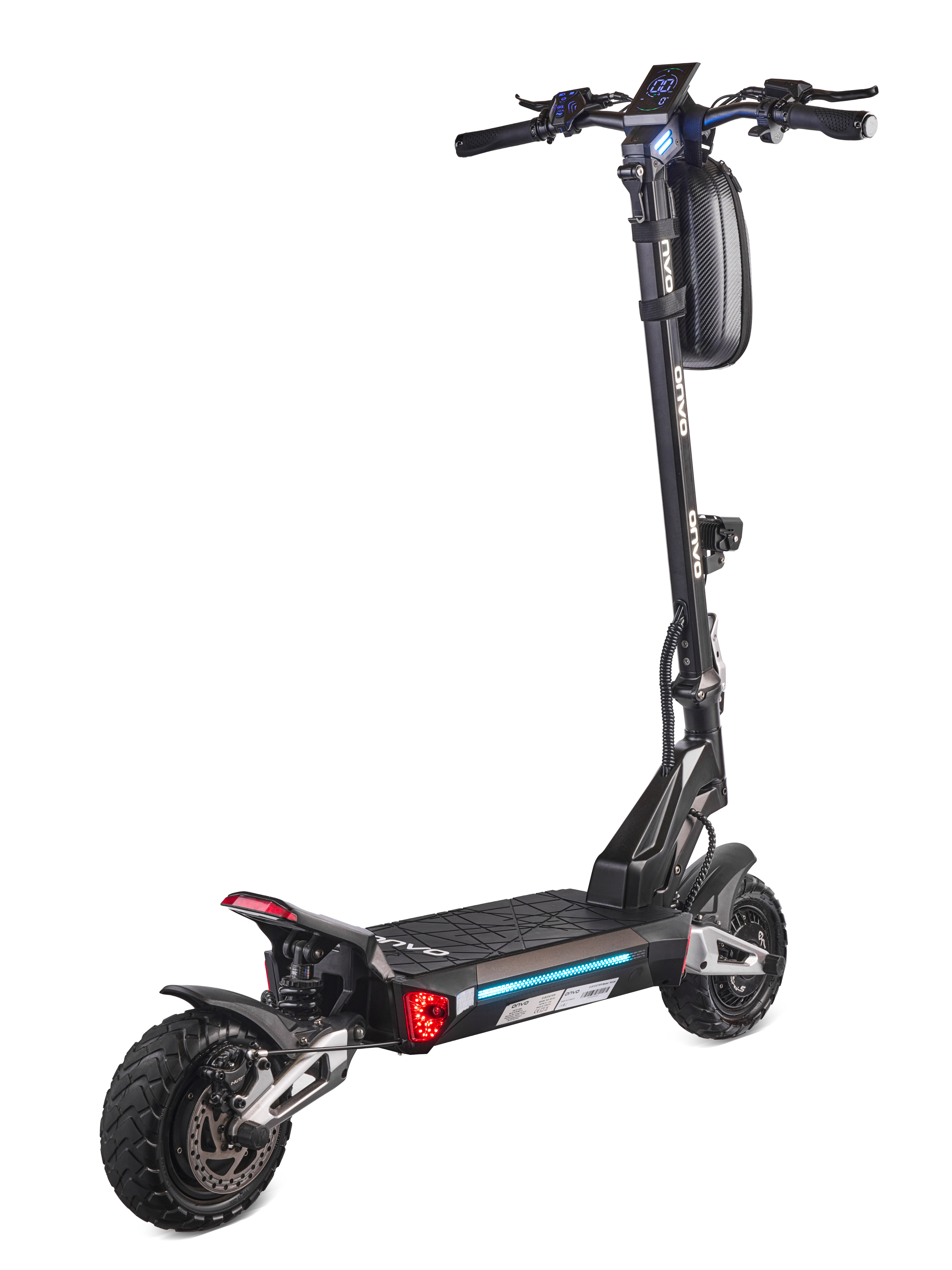 Gidon çantalı, aydınlatmalı LED şeritli ve kalın lastikli siyah elektrikli scooter.
