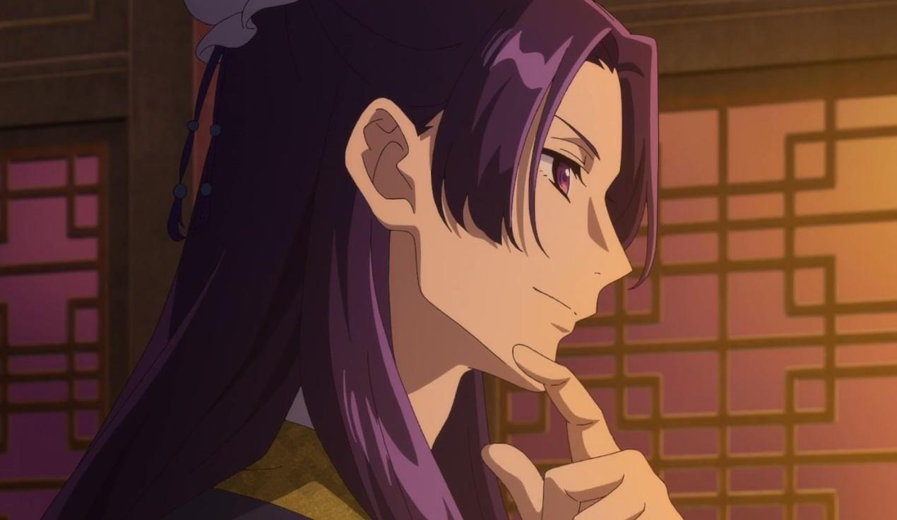 Anime-Charakter mit langem violettem Haar, der nachdenklich das Kinn berührt, vor einer traditionellen Holzwand.