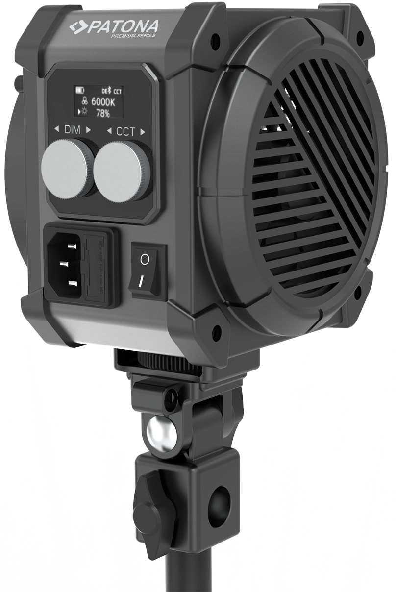 Lumière de studio LED Patona noire avec écran, cadrans, port d'alimentation et interrupteur sur pied.