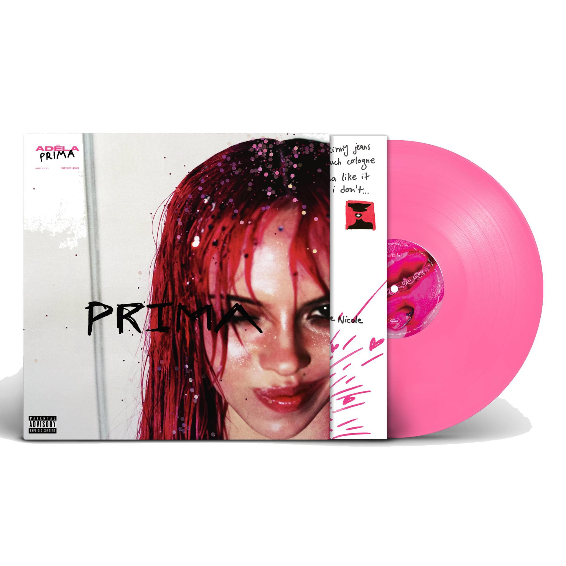 Ein pinkfarbenes Vinyl-Albumcover mit dem Gesicht einer Frau mit rotem Haar und der Aufschrift PRIMA.