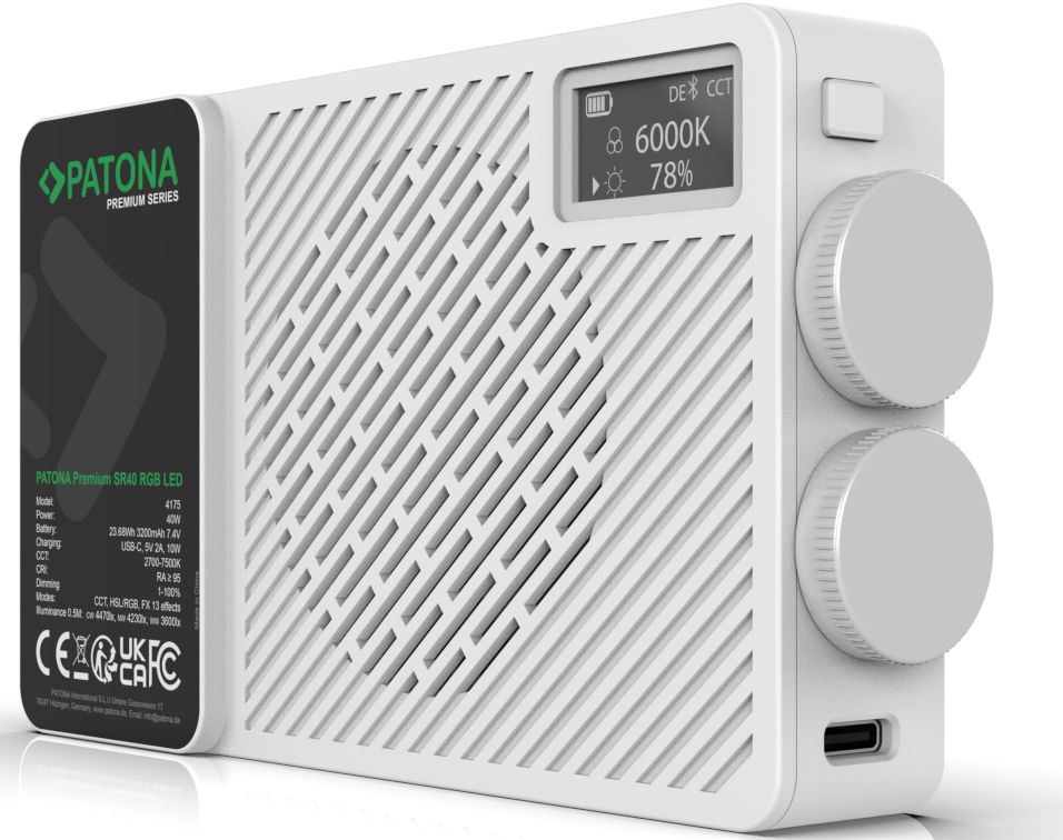 Panneau LED RGB PATONA Premium SR40 blanc avec deux boutons, un écran et une grille sur fond blanc.