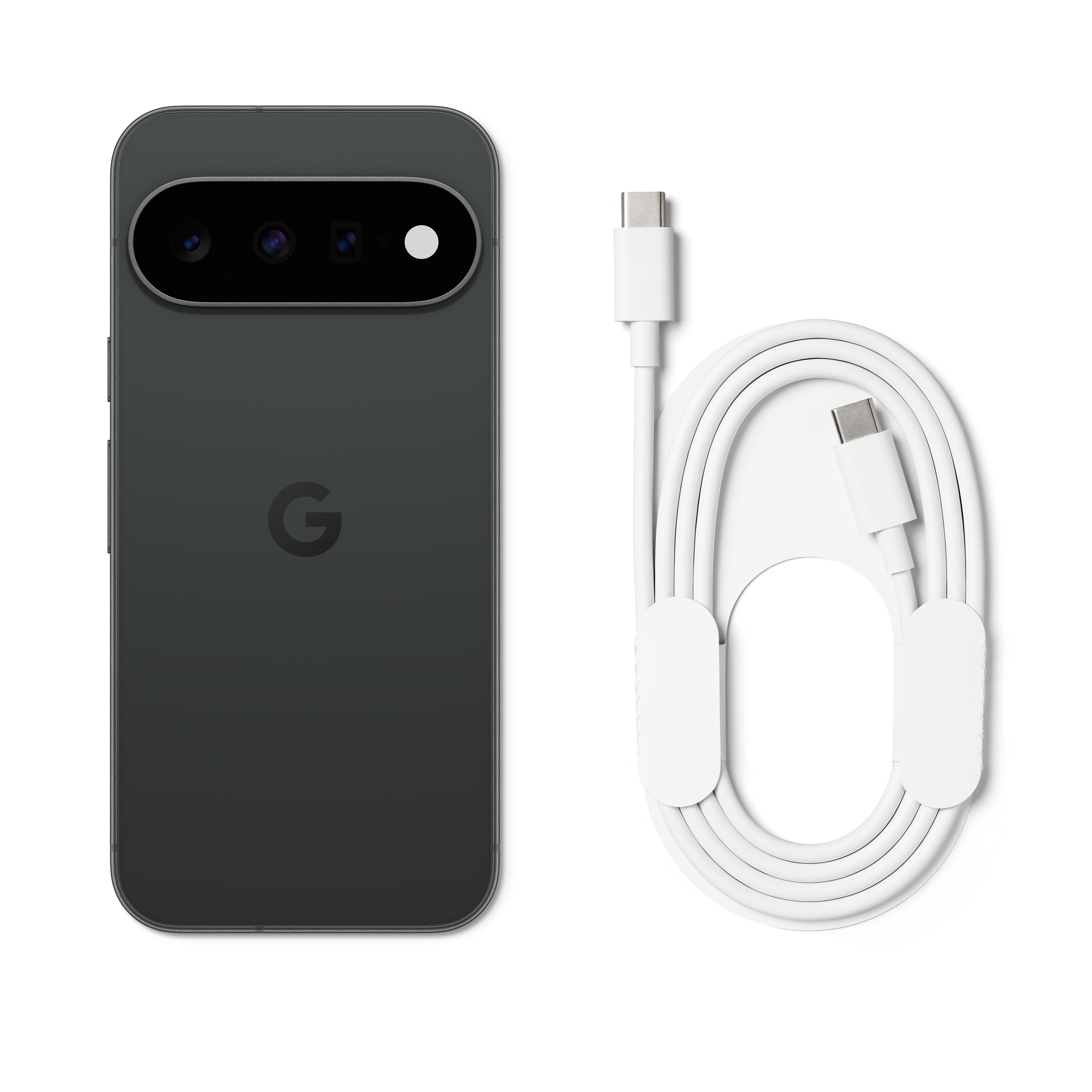 Ein graues Smartphone und ein weißes USB-C-Kabel auf weißem Hintergrund.