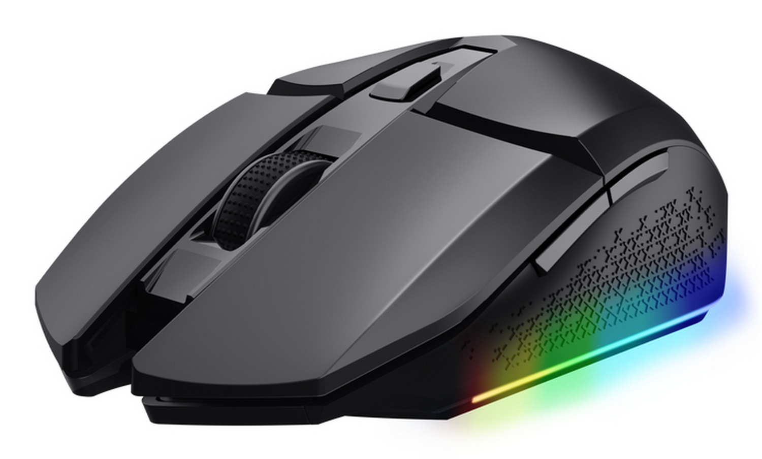 Un ratón de juego negro con laterales texturizados y luz RGB en el borde inferior sobre un fondo blanco.