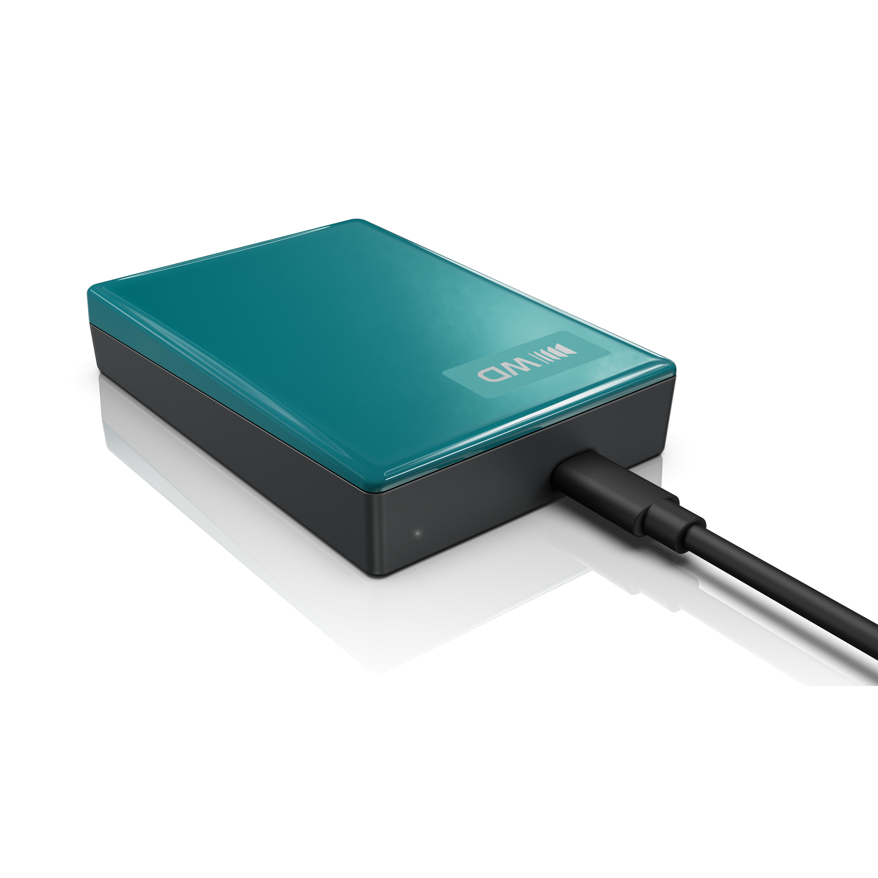 Eine türkisfarbene und schwarze externe Festplatte mit angeschlossenem USB-Kabel auf weißem Grund.