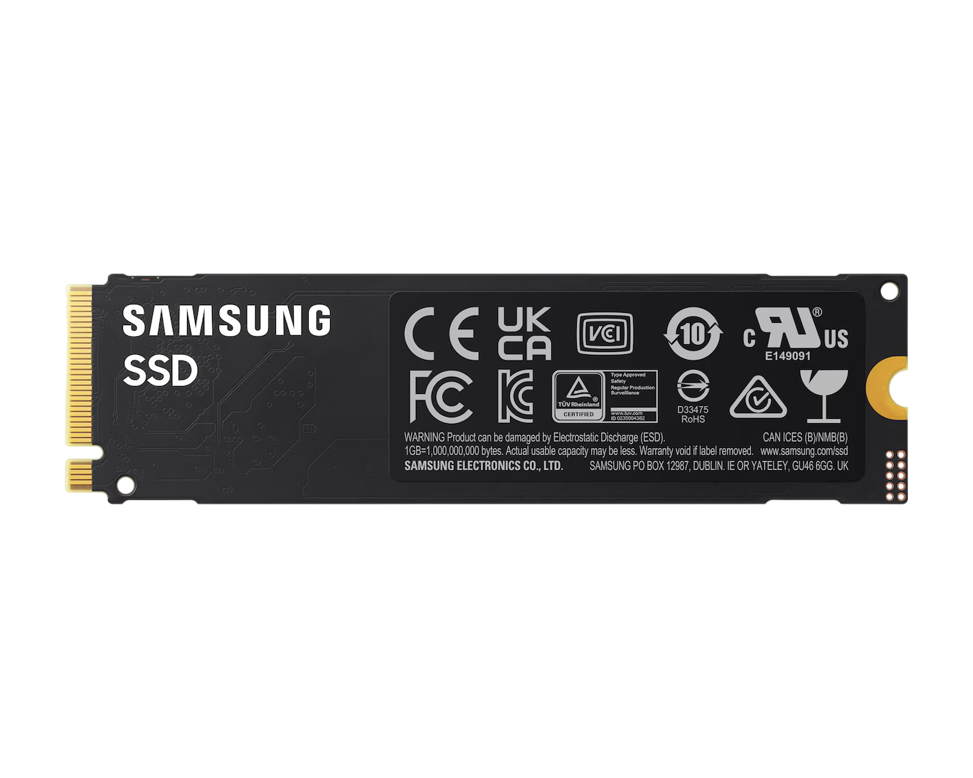 Siyah arka planda siyah etiketli, marka logolu ve sertifikasyon sembollü Samsung SSD.