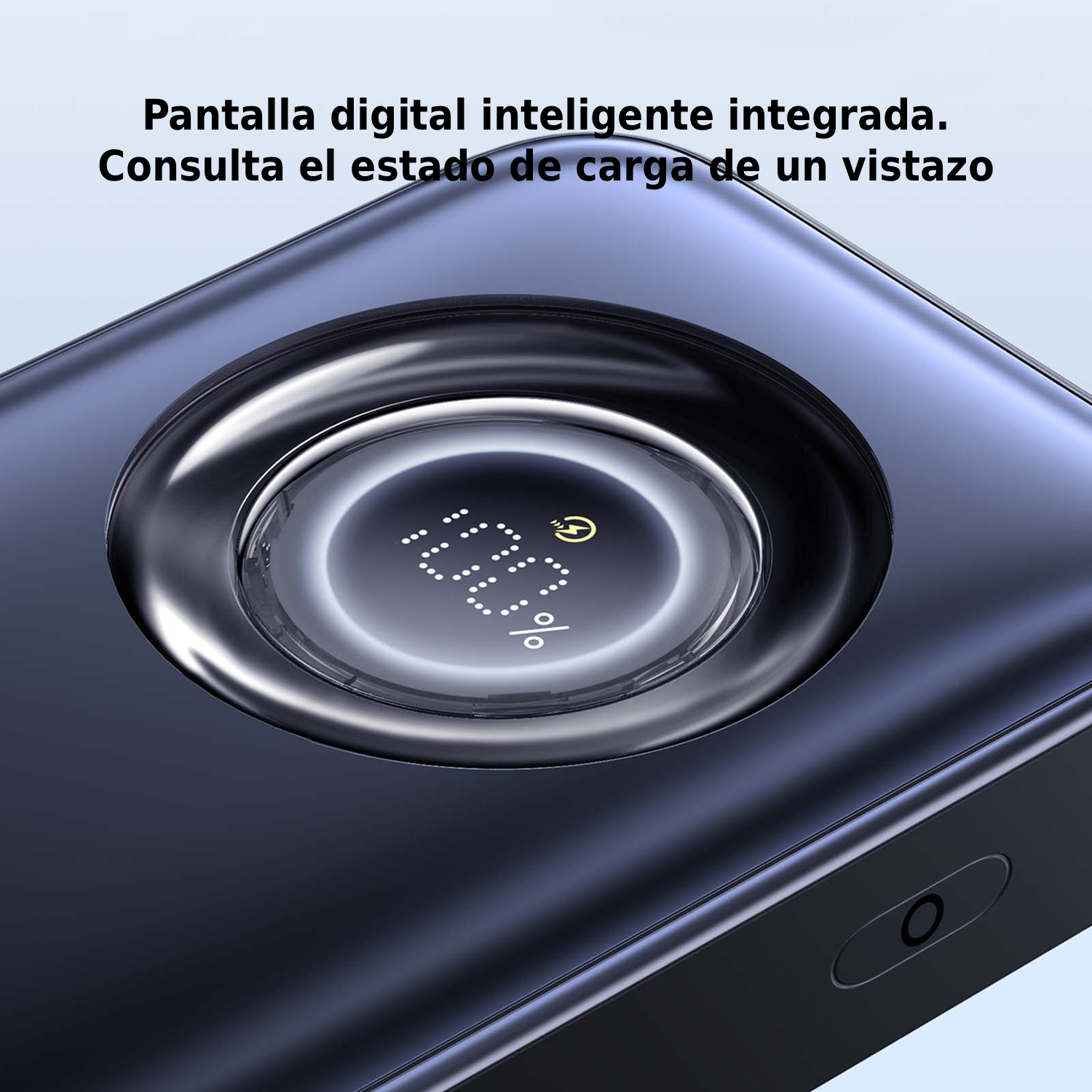 Power bank negro brillante con pantalla LED redonda que muestra 100% y un icono de carga.