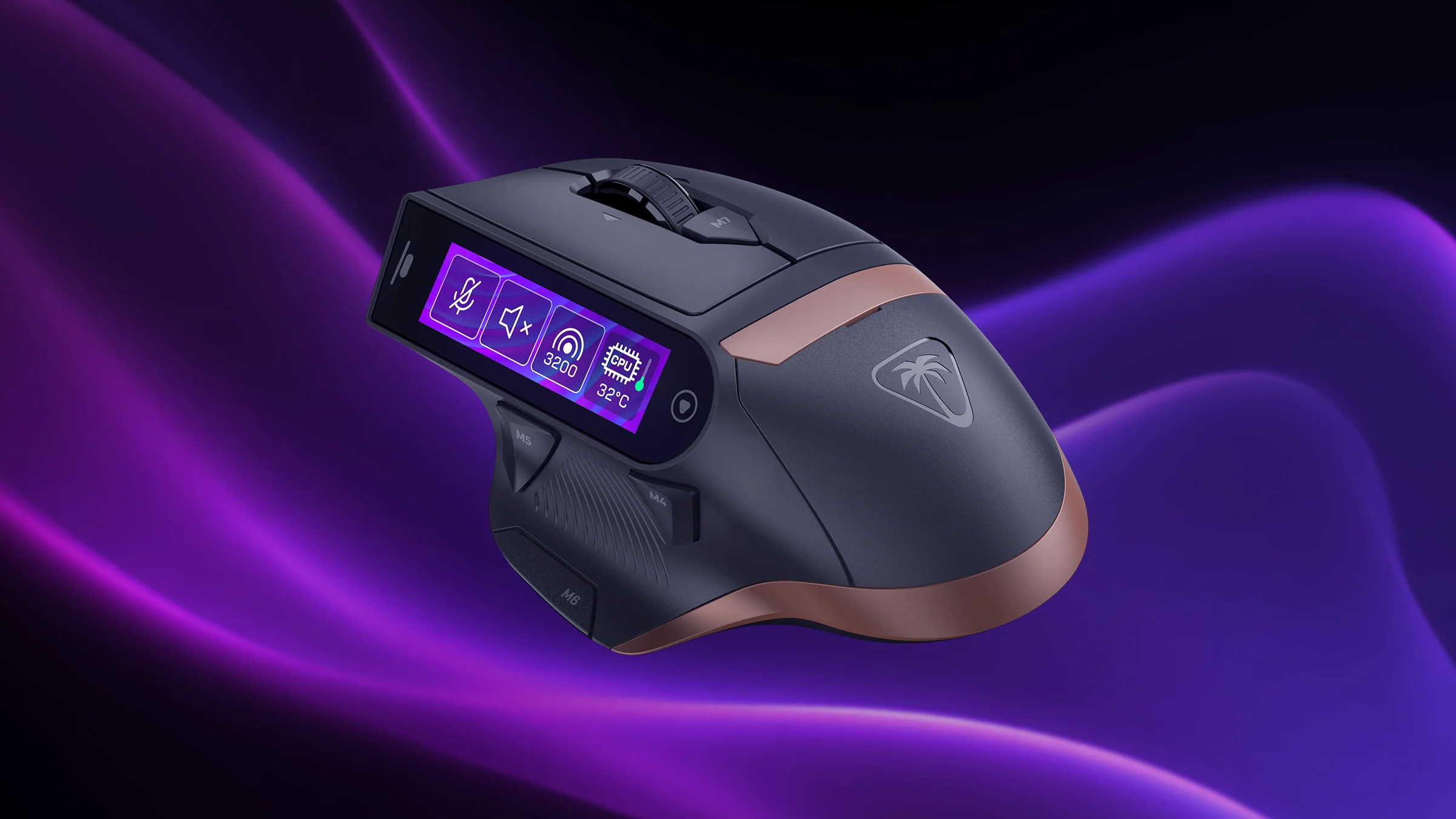 Un mouse da gioco nero e rame con un piccolo schermo OLED e pulsanti laterali su uno sfondo viola.