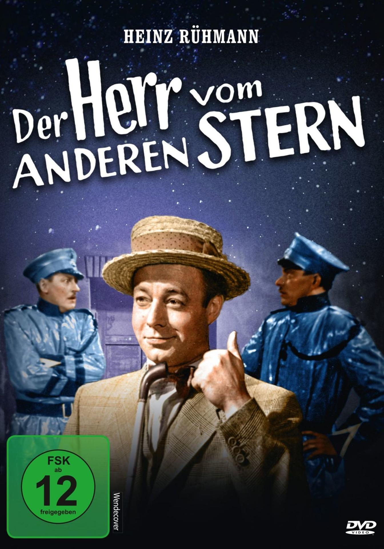 Filmplakat mit Heinz Rühmann im Strohhut und zwei Polizisten in blauen Uniformen vor einem Sternenhimmel.