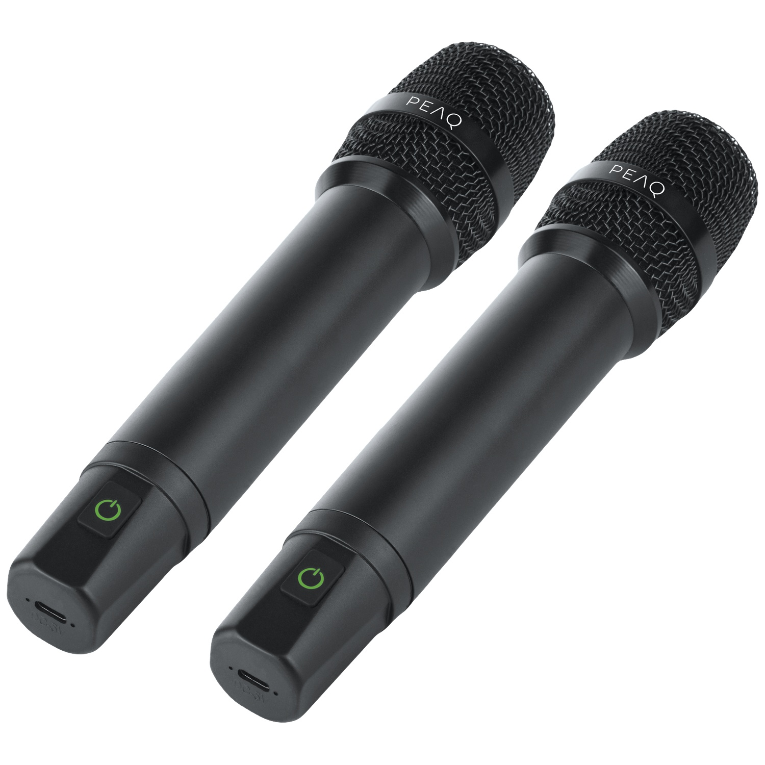Deux microphones noirs PEAQ avec boutons d'alimentation verts sur fond blanc.