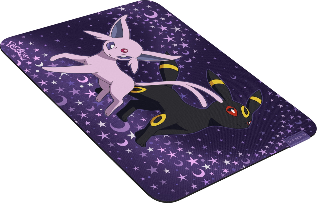 Pokémon-Mauspad in Lila mit Espeon und Umbreon vor einem Sternenhimmel.