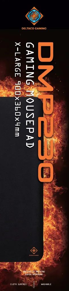 Tapis de souris Deltaco Gaming noir avec motif de flammes orange et écriture blanche.