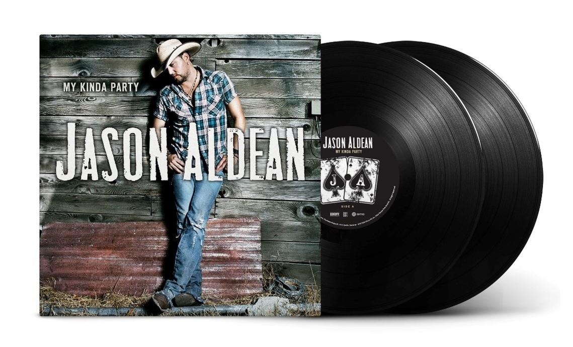 Jason Aldean Albumcover von My Kinda Party mit zwei Vinyl-Schallplatten daneben.