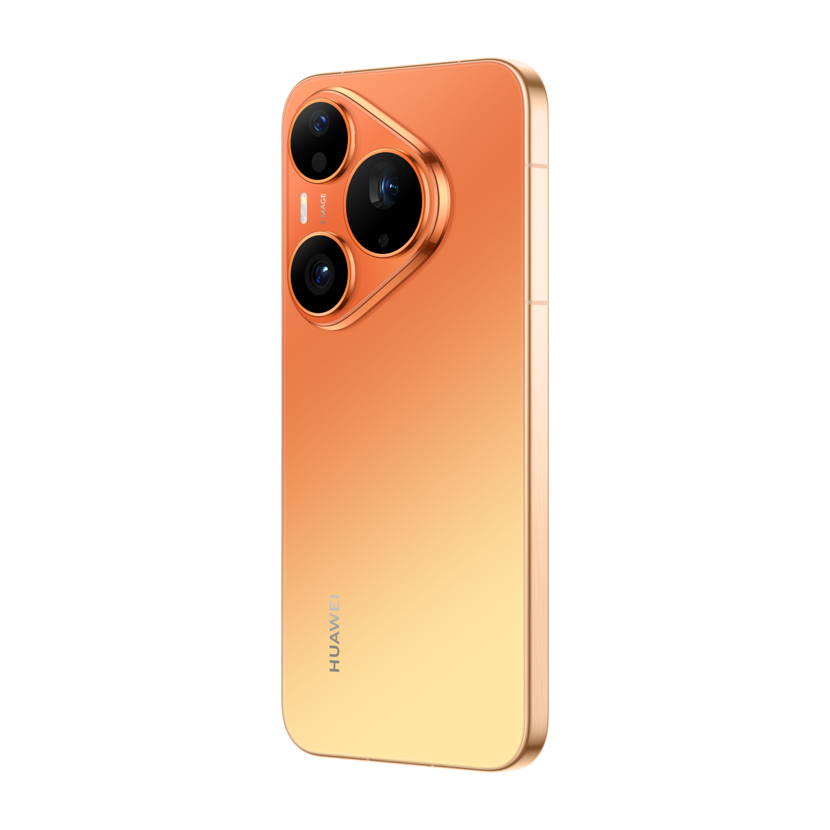 Siyah arka planda üçgen üçlü kamera modülüne sahip turuncu ve altın rengi Huawei akıllı telefon.