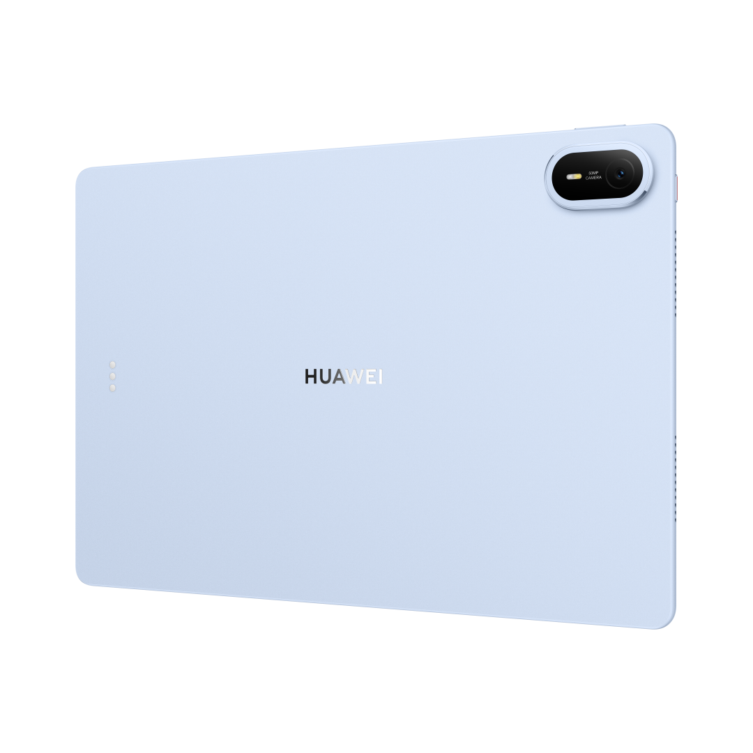 Tył jasnoniebieskiego tabletu Huawei z aparatem i logo.