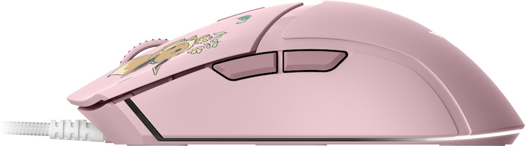 Une souris de jeu rose avec un design de personnage Eevee et un câble blanc sur fond blanc.