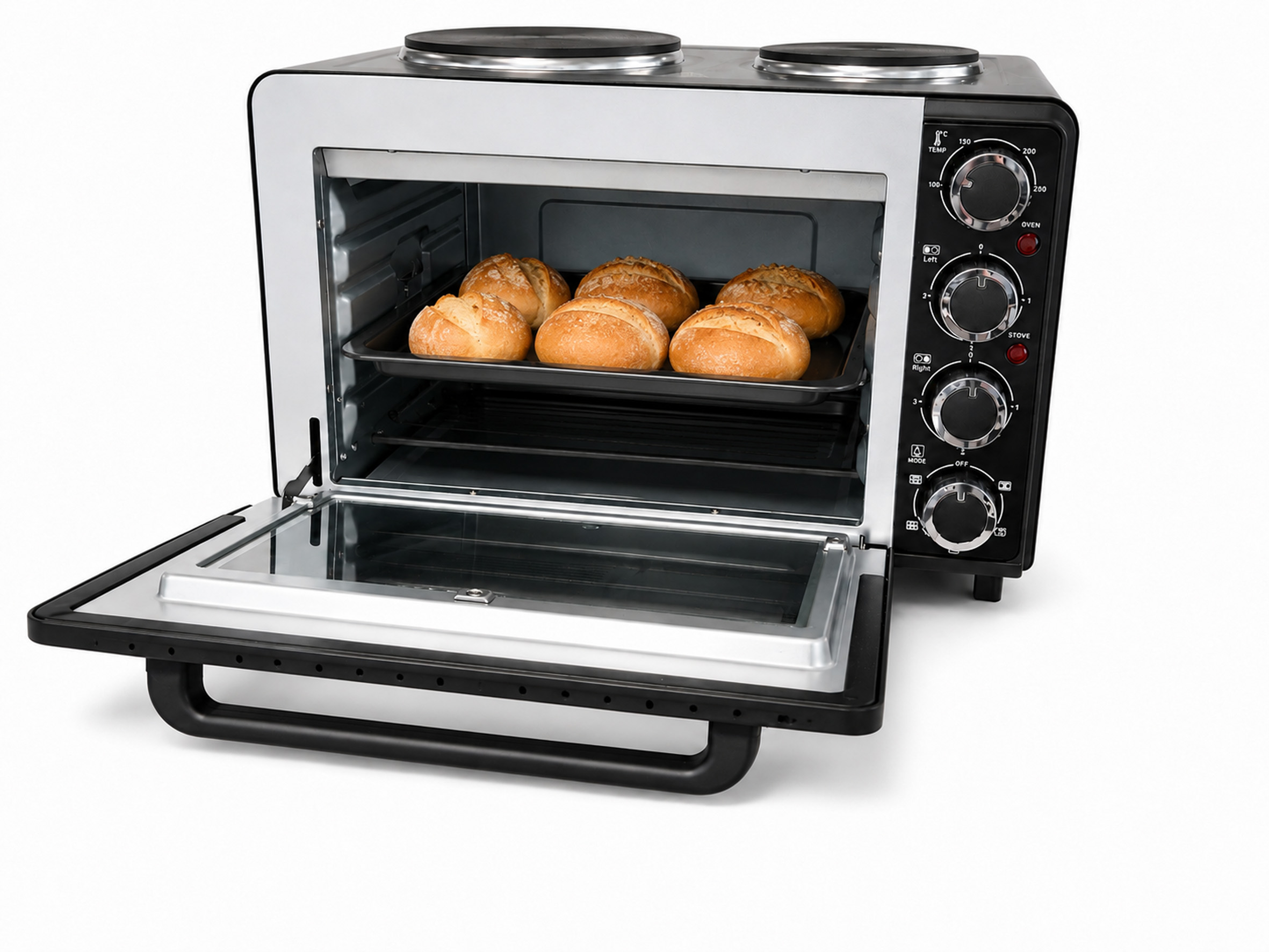 Ein kleiner silberner und schwarzer Miniofen mit offener Tür, in dem fünf kleine Brötchen auf einem Backblech liegen.