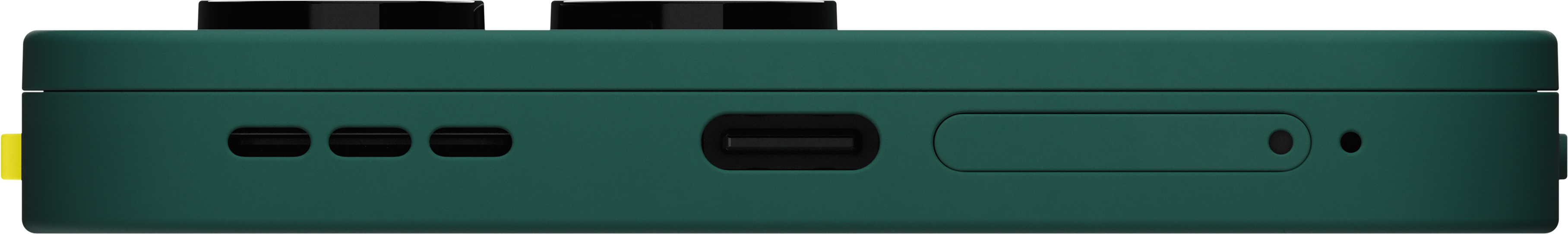 Unterseite eines grünen Smartphones mit USB-C-Anschluss, Lautsprechern und SIM-Kartenfach.