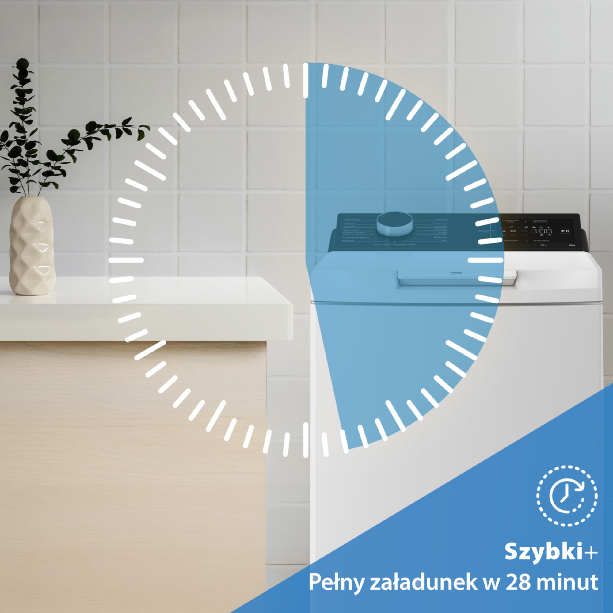 Biała pralka stoi obok blatu z wazonem, na pierwszym planie grafika zegara.