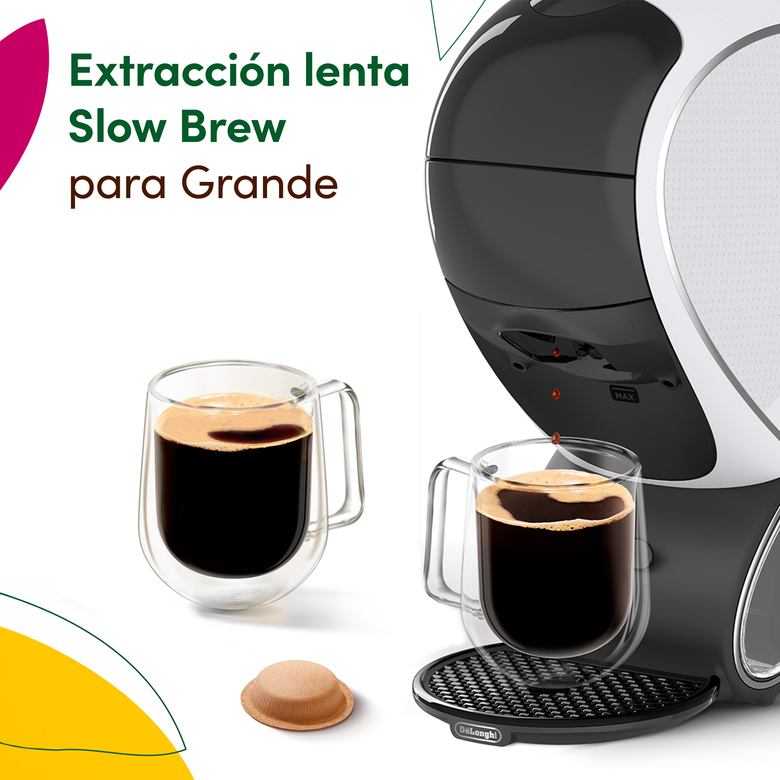 Una cafetera vierte café en dos tazas de vidrio, acompañado de texto en blanco.