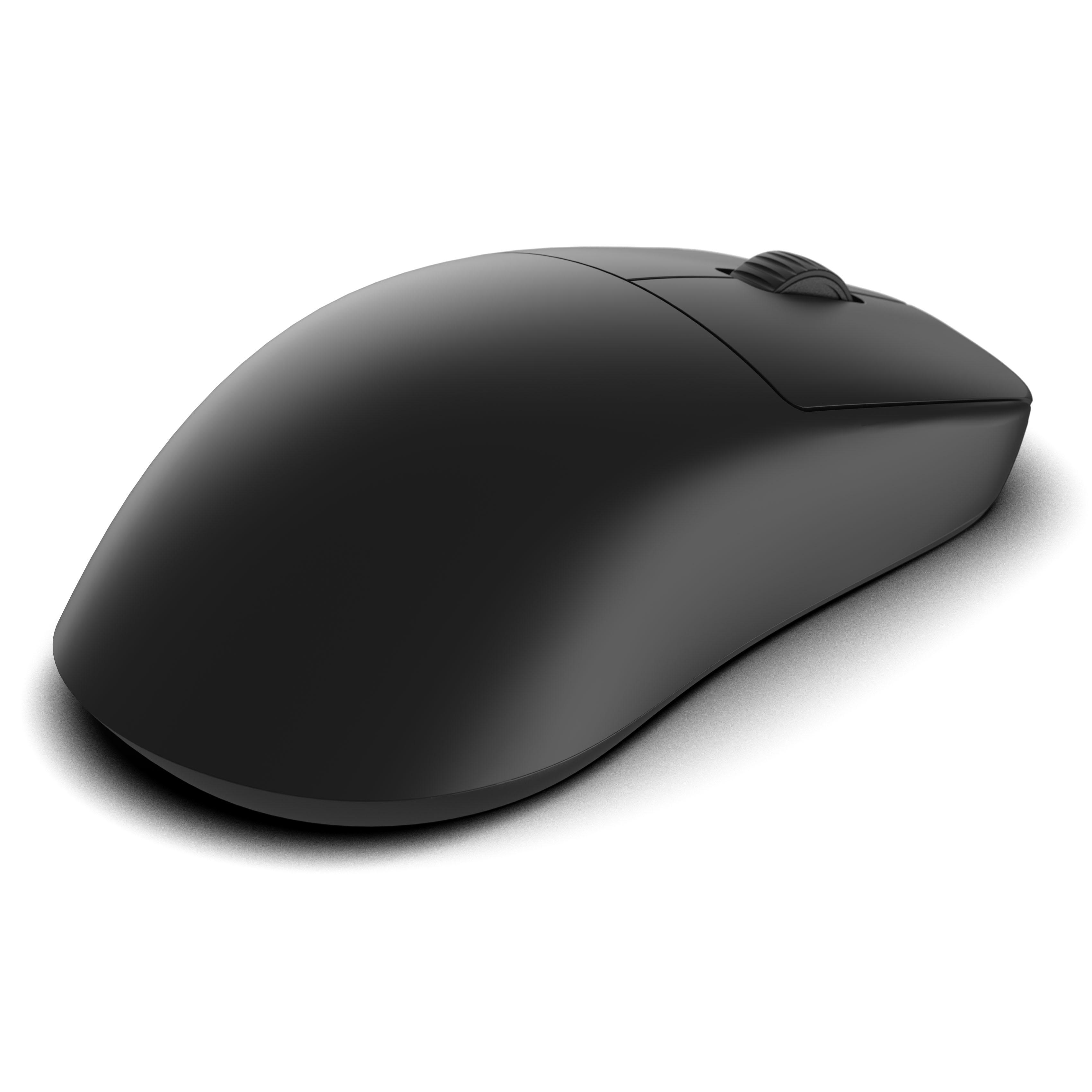 Eine matte schwarze Computermaus mit Scrollrad auf weißem Hintergrund.